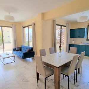  Apartment Comfy In A Shared Near Salt Lake With Internet And Netflix Cyprus