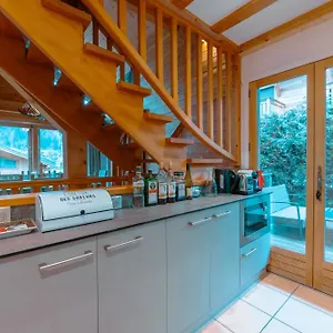  Chalet Muguet Gauche With Hot Tub Sleeps 10 France