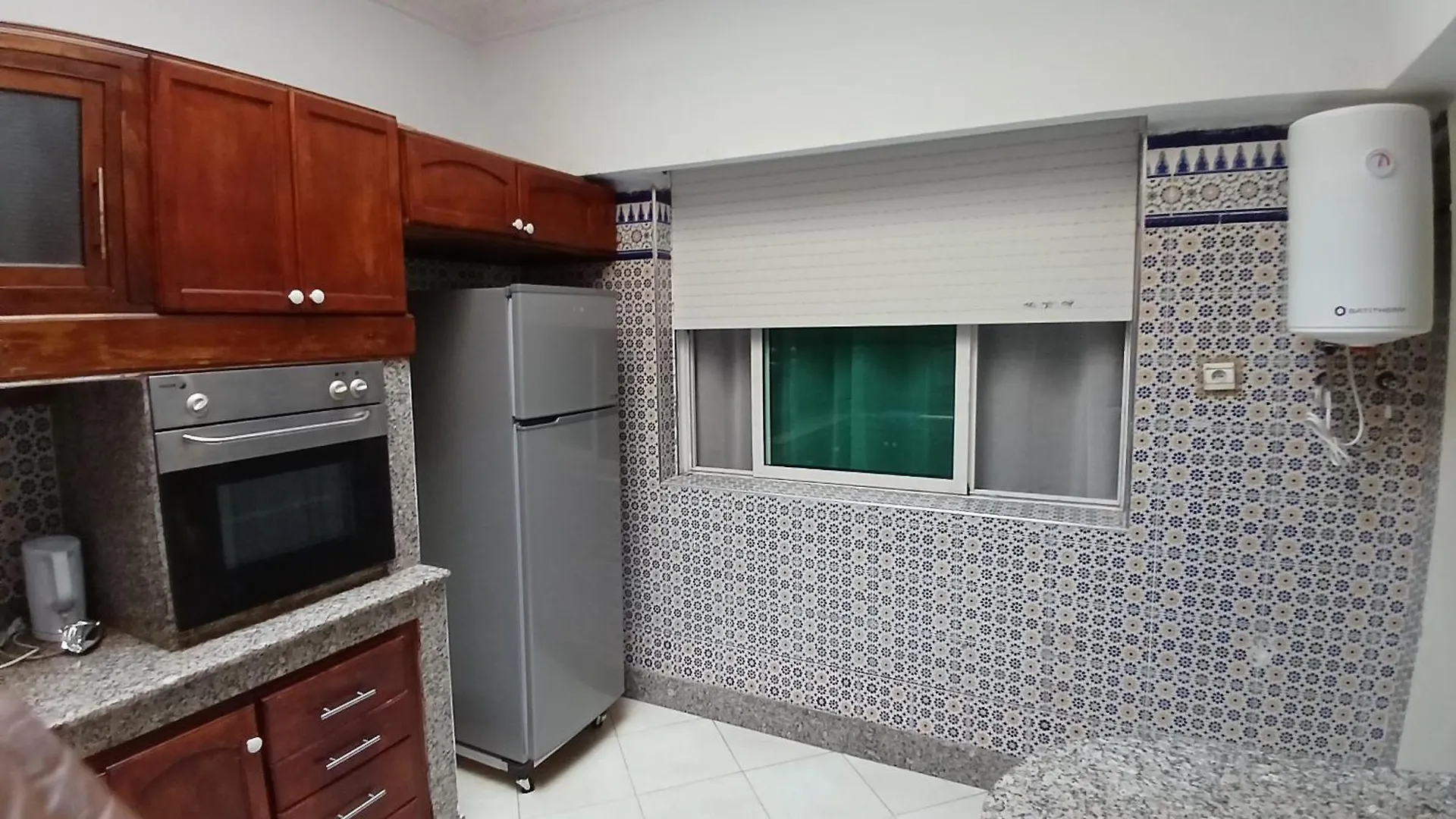 Appartement Casa Voyageurs Касабланка Марокко